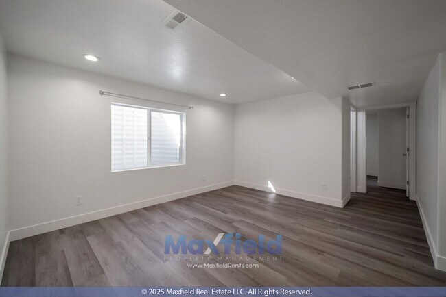 Building Photo - 4BD 3.5BTH 2GAR Home in Eagle Mountain