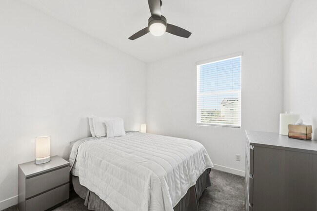 Building Photo - 76273 Cornell Wy