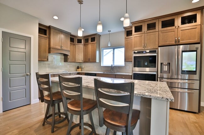 Building Photo - Gorgeous 3 Bedroom Home in Edwardsville