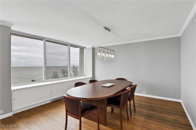 Building Photo - 12700 Lake Ave