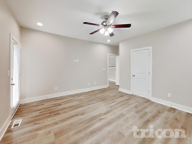 Building Photo - 1765 Bridgecrest Dr