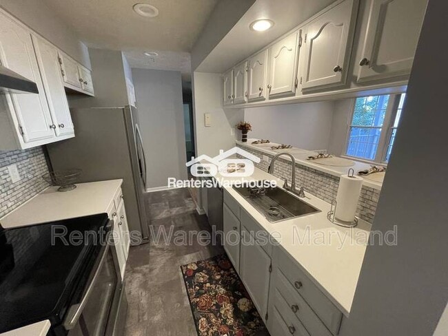 Building Photo - 1004 Jessicas Ct