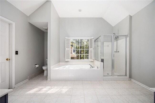 Building Photo - 1427 Fenwick Dr