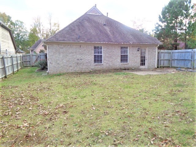 Building Photo - 7072 Parkbrook Ln