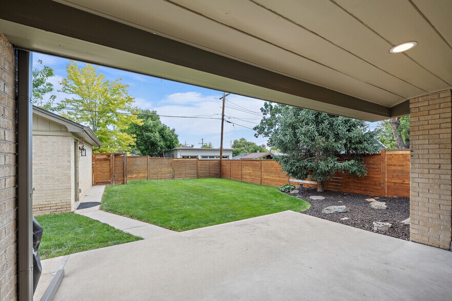 Building Photo - 2636 Vrain St