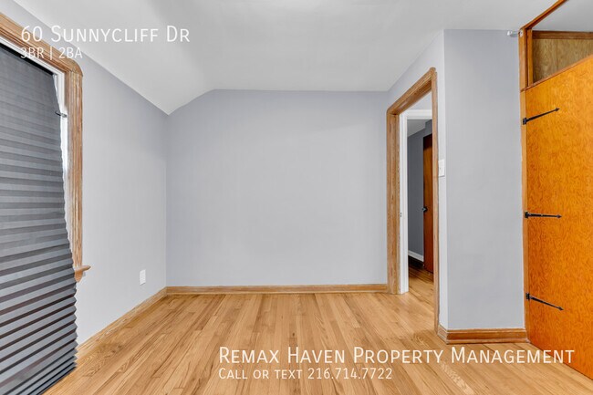 Building Photo - 60 Sunnycliff Dr
