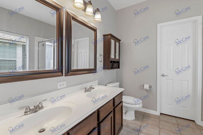 Building Photo - 9405 Waterman Dr