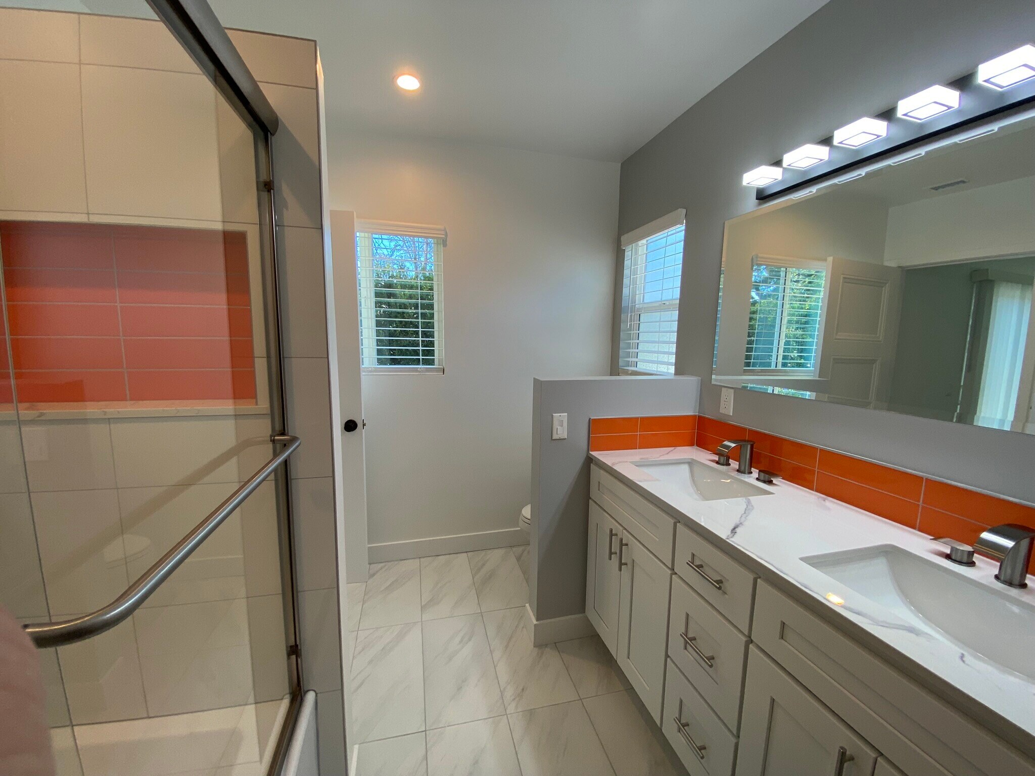 Building Photo - 5024 Topanga Canyon Blvd
