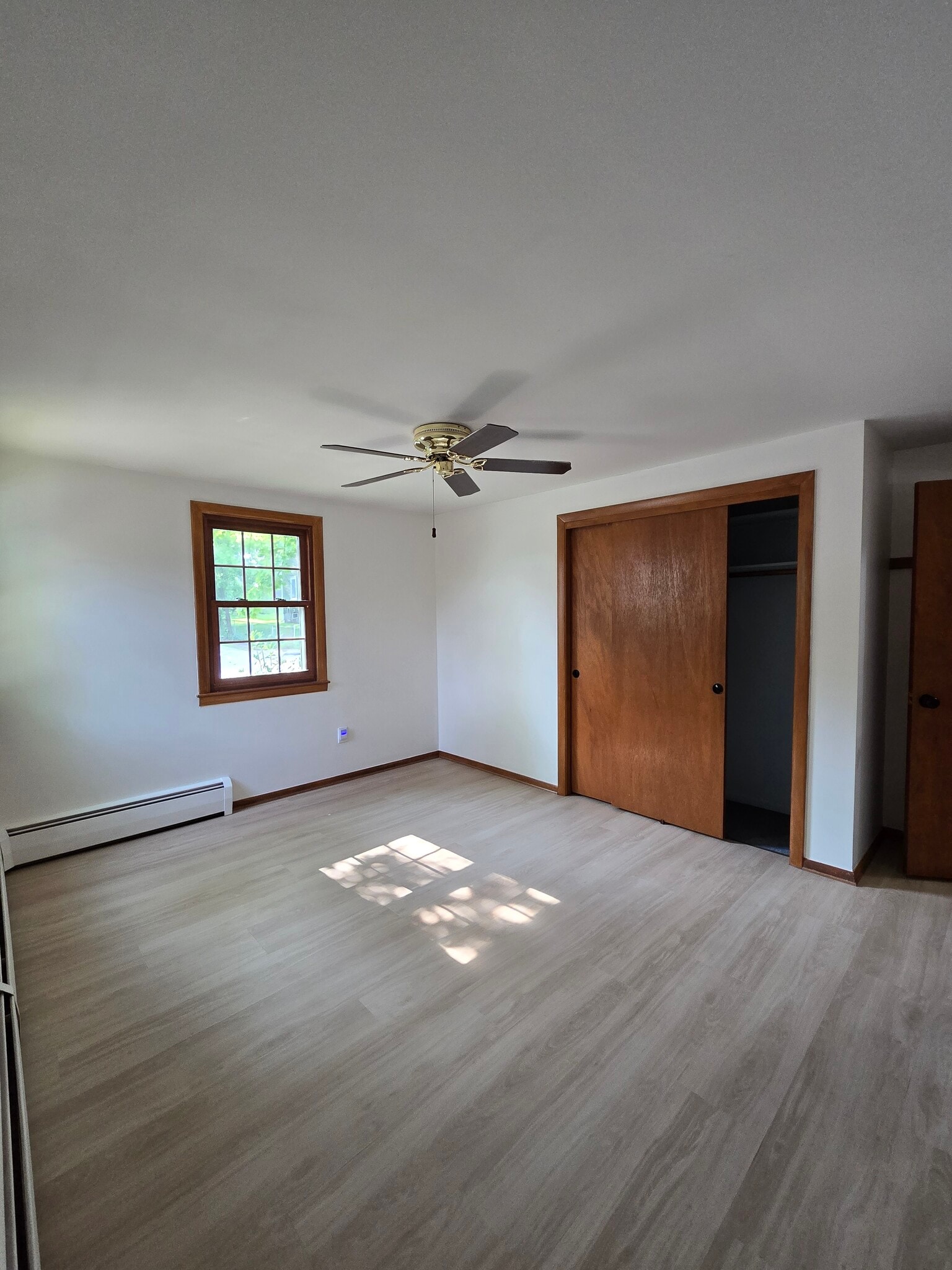 1st bedroom - 1st floor - 1280 S Beech St
