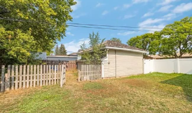 Building Photo - Beautiful 4-bed 2-bath home in Blackfoot
