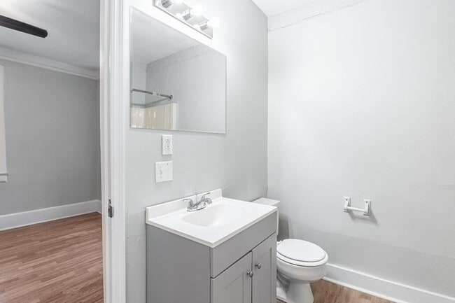 Building Photo - 1522 Columbia College Dr