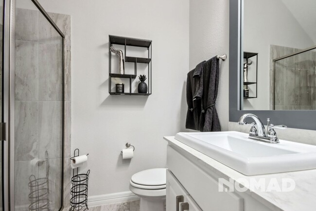 Building Photo - Spacious 4BA House in Manvel