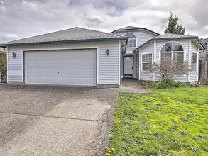 Building Photo - 5915 NE 56th Ct