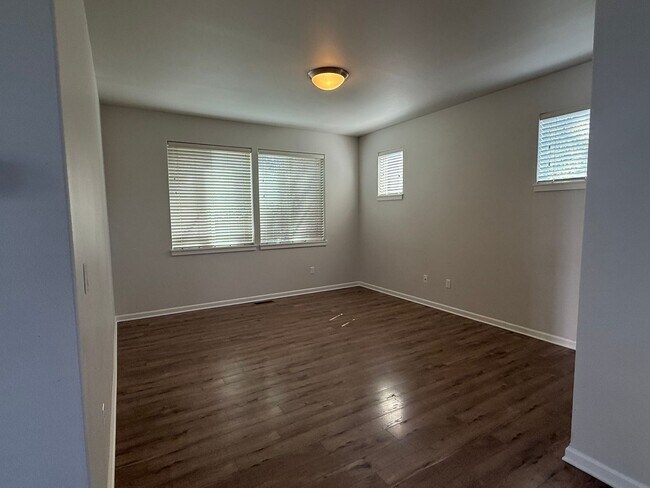 Building Photo - 61565 SE Alstrup Rd