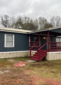 Building Photo - Chris McG 744