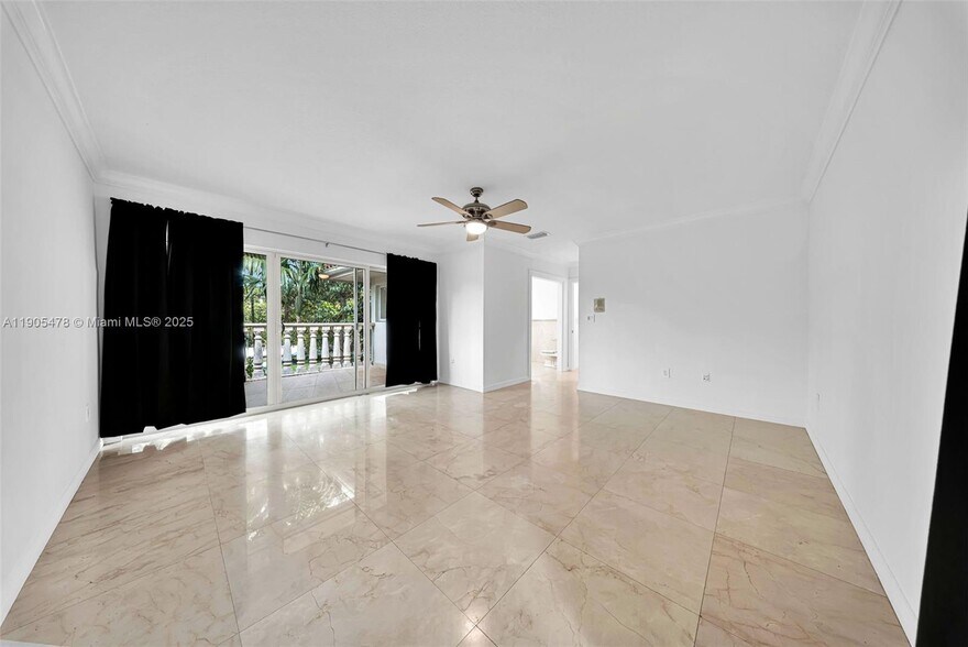 Building Photo - 4000 Alhambra Cir