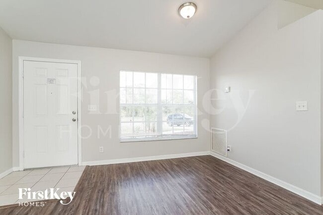 Building Photo - 2511 52nd St SW