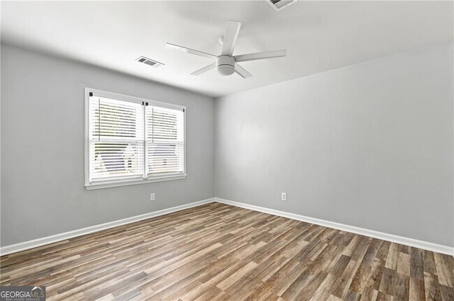Building Photo - 2069 Ursuline Way NW