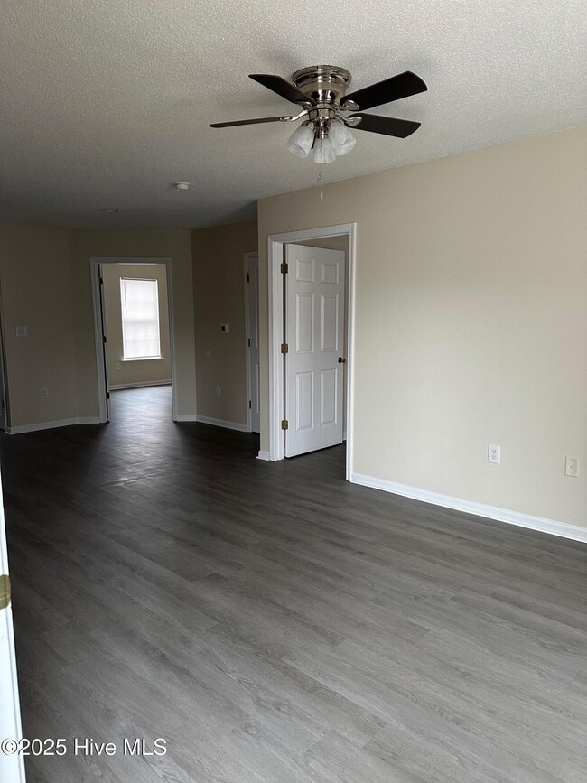 Building Photo - 4465 Magellan Ct