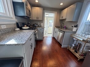 Building Photo - Now Leasing - Beautiful 3-bedroom, 1.5-bat...