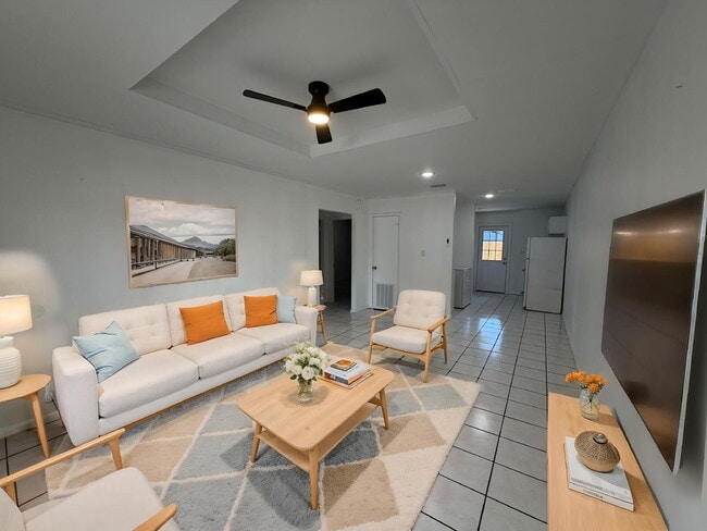 Building Photo - "Cozy and Convenient 2-Bedroom Retreat in Edinburg – Your Perfect 840 sq. ft. Haven Awaits!"