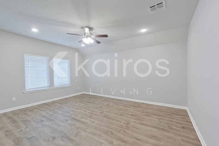 Building Photo - 130 Yardley Ct