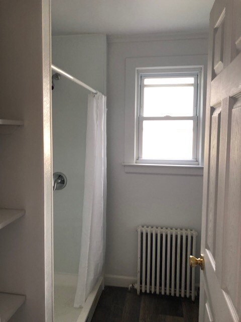 Building Photo - 146 S Country Rd