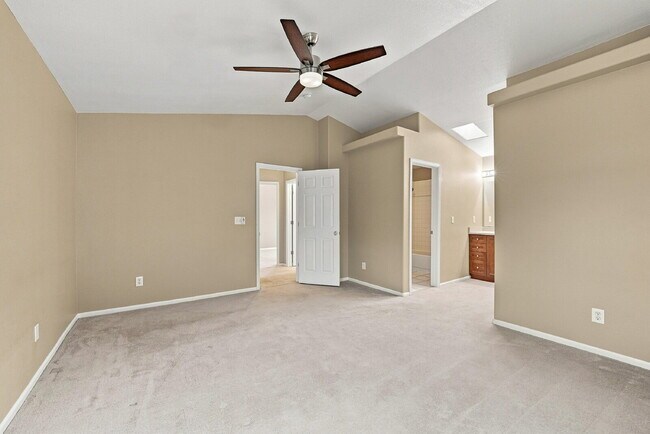 Building Photo - $2,840.95 with $300 Off The First Month's Rent, 3 Beds - 2.5 Bath, Single Family Home in Westmins...