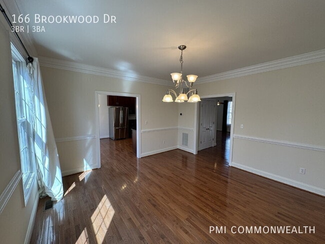 Building Photo - 166 Brookwood Dr