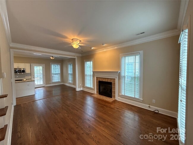 Building Photo - 805 Stargard Ct