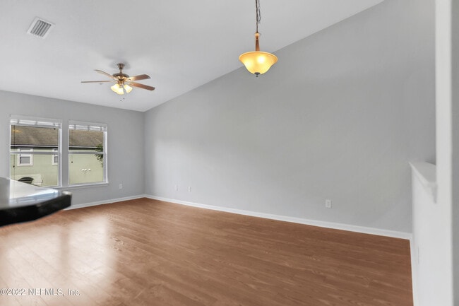 Building Photo - 7051 Deer Lodge Cir