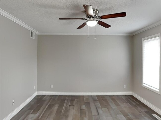 Building Photo - 11893 Dunhill Rd