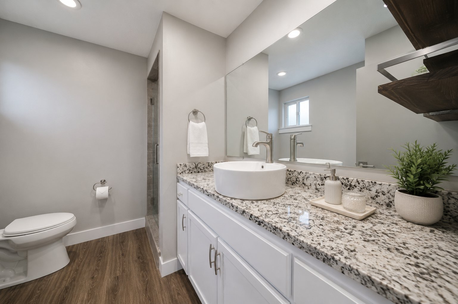 Building Photo - 7473 Bromley Rd