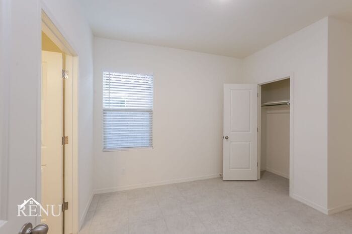 Building Photo - 18378 Los Gabrieles Wy