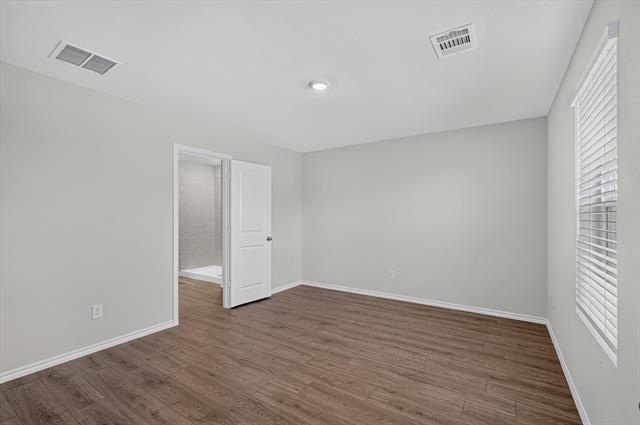 Building Photo - 1128 Northfield Dr