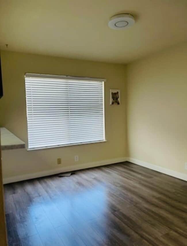 Building Photo - 2101 Darnis Cir