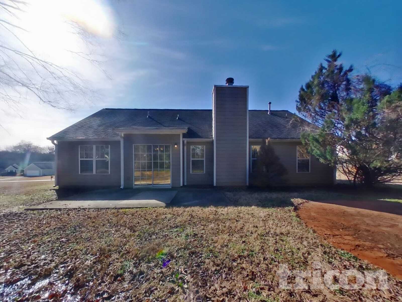 Building Photo - 62 Edith Ln