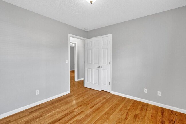 Building Photo - 1125 Faye St