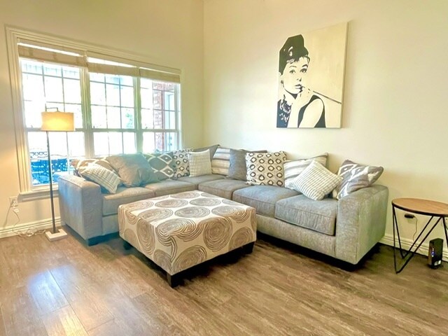 Building Photo - 4090 W Stoney Bend Dr