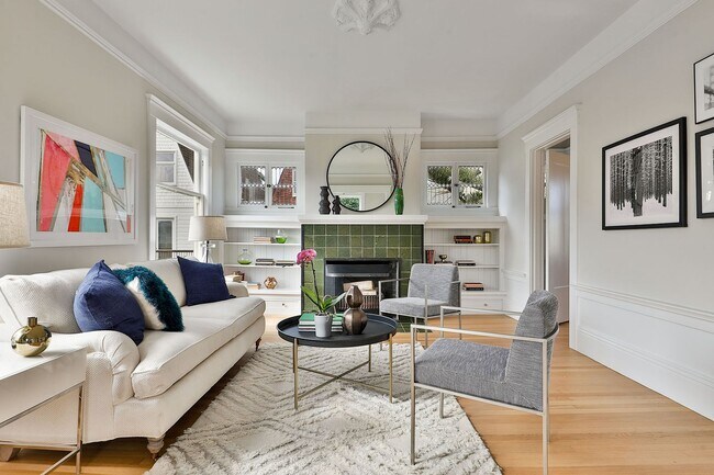 Building Photo - Cole Valley: Bright Top Floor Unfurnished 1 Bed 1 Bath with Garage Parking