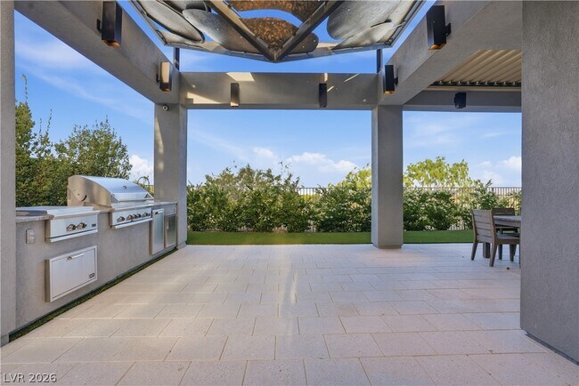 Building Photo - 98 Sun Glow Ln