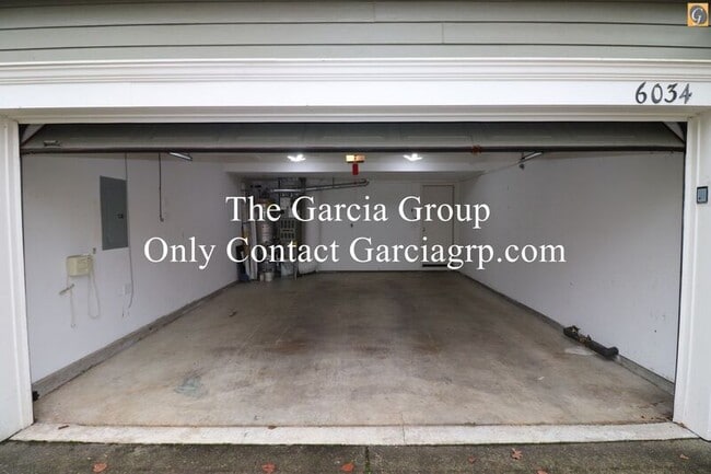 Building Photo - 6034 Northeast Birch Street