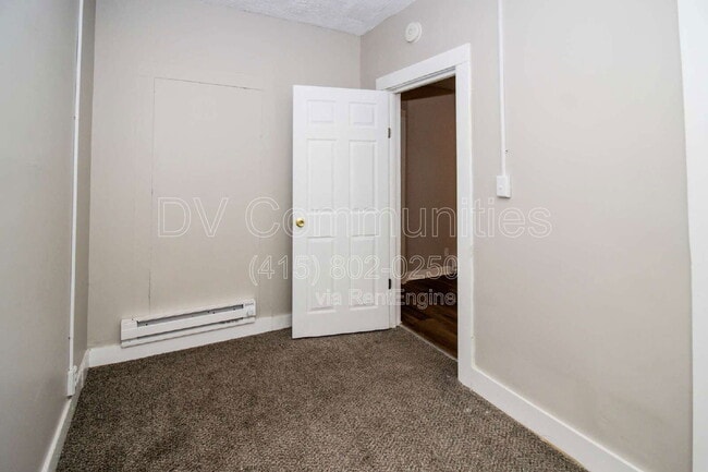 Building Photo - 2947 E 57th St