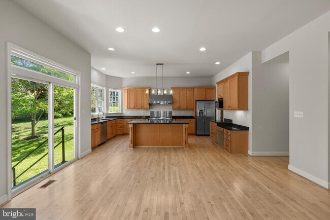 Building Photo - 9724 Centennial Meadows Ln