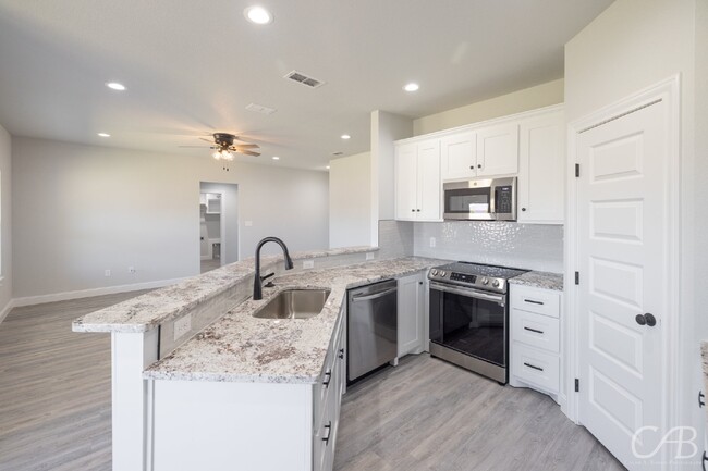 Building Photo - 3698 Yamini Dr