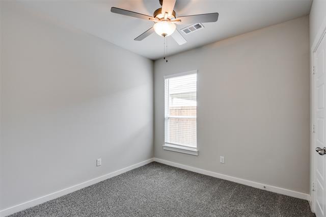 Building Photo - 609 Blackland dr
