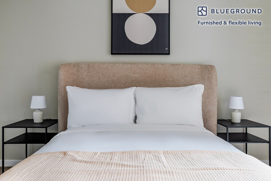 Building Photo - 312 Gates Dr