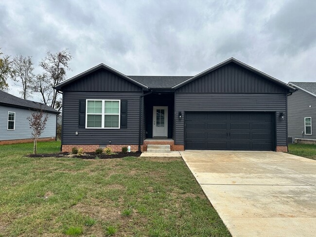 Primary Photo - 2760 Cedrus Ave