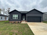 Building Photo - 2760 Cedrus Ave