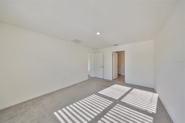 Building Photo - 16782 Carlton Pond St